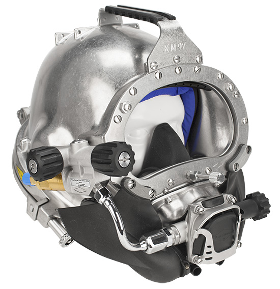 New KM 97 Helmet w/ 455 Balanced Regulator